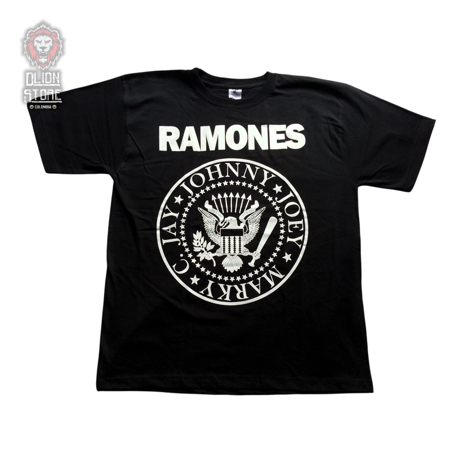 Camiseta Ramones color negro, estampada, estilo unisex, disponible en Colombia.