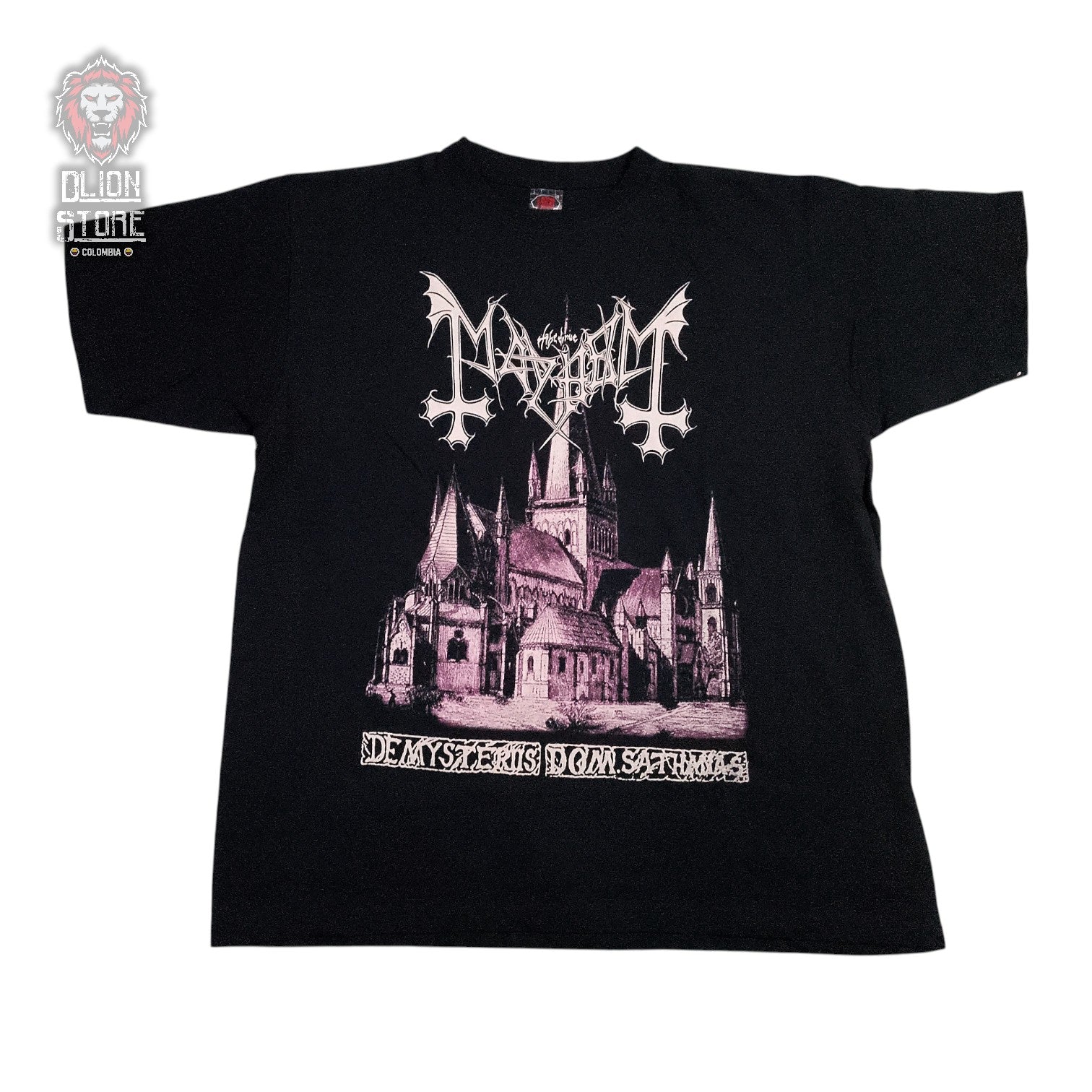 Camiseta negra unisex de Mayhem estampada, producto de DLion Store