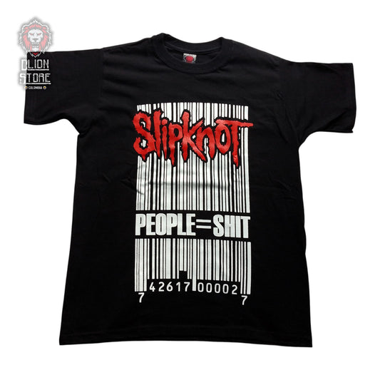 Camiseta negra estampada. Disponible en DLion Store.