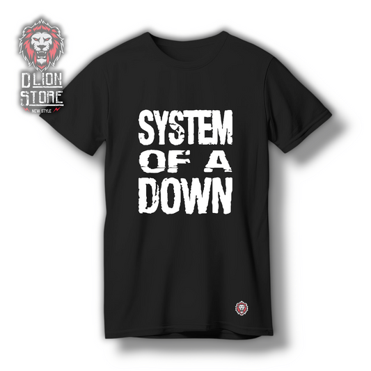 Camiseta negra estampada. Disponible en DLion Store.